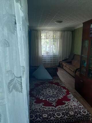 Отели типа «постель и завтрак» Отдых в Бердянске Dalʼniye Liski Четырехместный номер эконом-класса-3