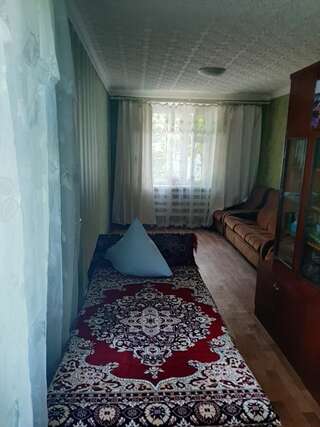Отели типа «постель и завтрак» Отдых в Бердянске Dalʼniye Liski Четырехместный номер эконом-класса-4